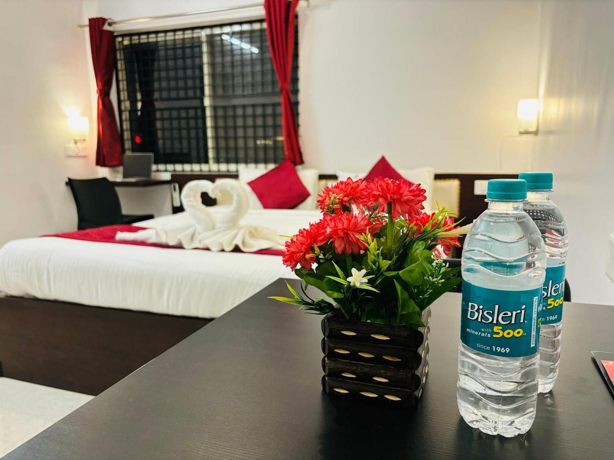 Sai Shreyas Residency, Best Hotel Near Bangalore Airport Dod Jala ภายนอก รูปภาพ