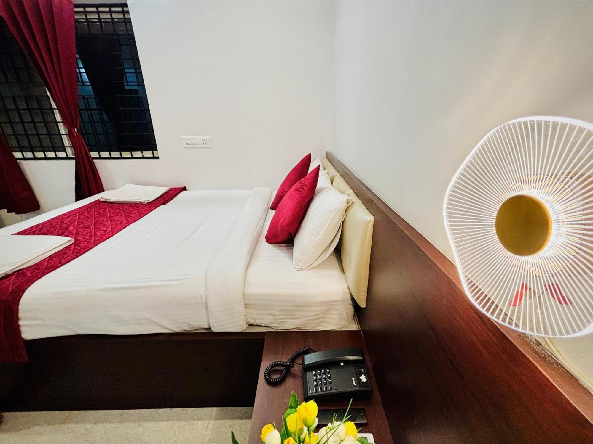 Sai Shreyas Residency, Best Hotel Near Bangalore Airport Dod Jala ภายนอก รูปภาพ