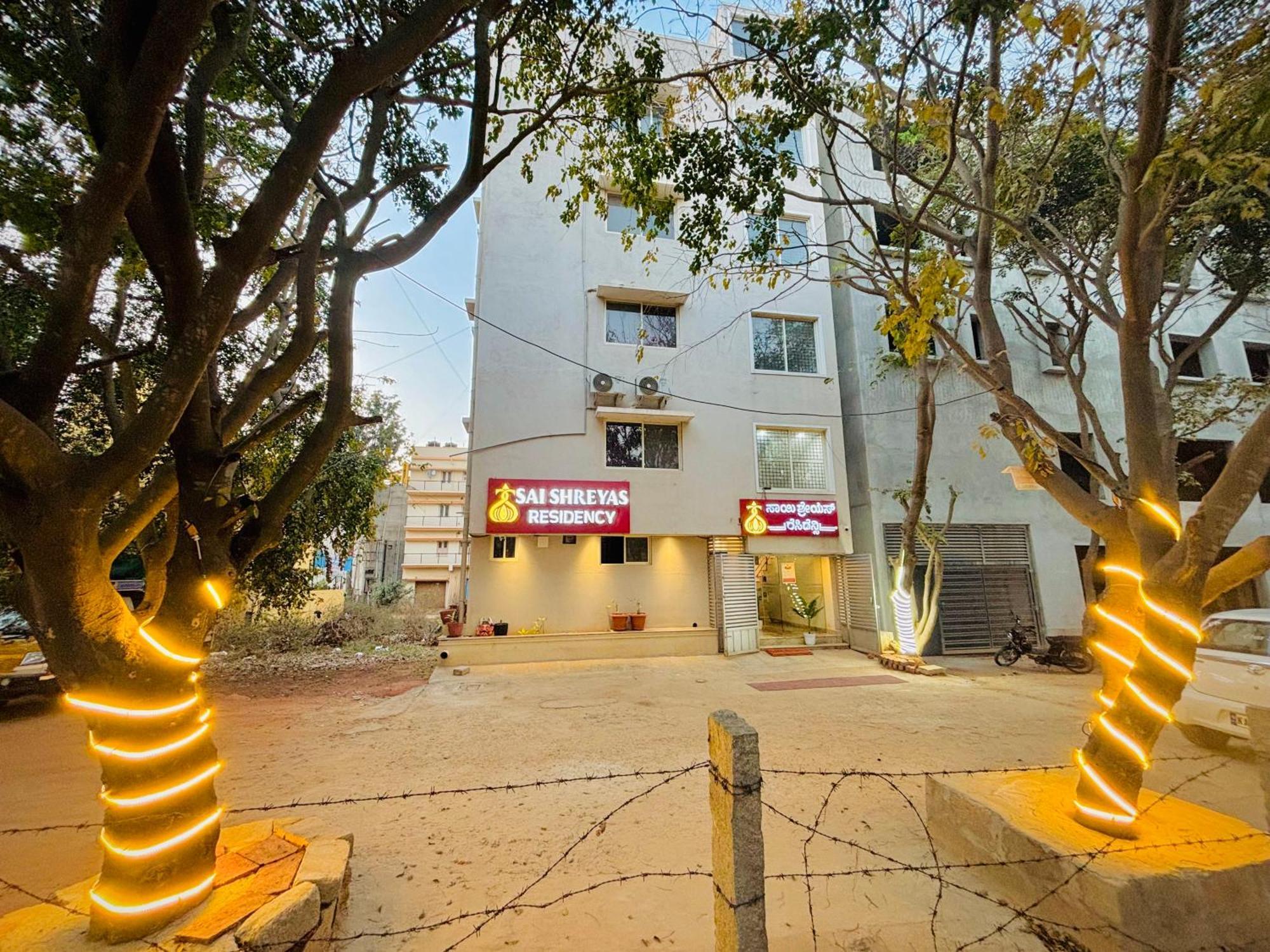 Sai Shreyas Residency, Best Hotel Near Bangalore Airport Dod Jala ภายนอก รูปภาพ